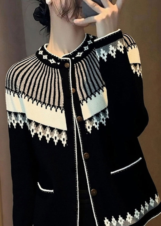 Beautifully Finished Cardigan in a Timeless Design