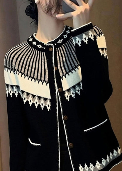 Beautifully Finished Cardigan in a Timeless Design