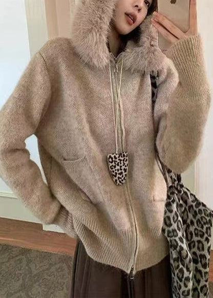 Classic Vintage Coat with a Flattering Fit