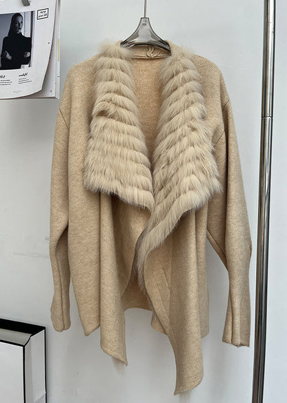 Effortlessly Elegant Cardigan with a Timeless Design