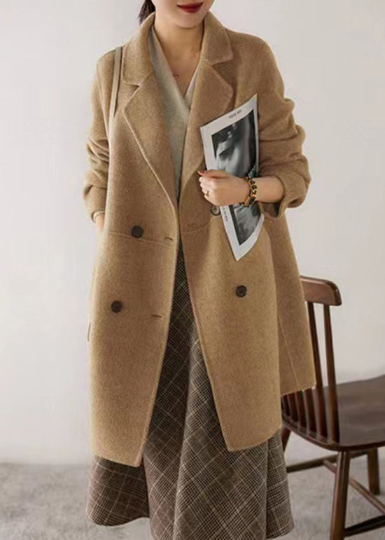 Elegantly Styled Coat for Everyday Wear