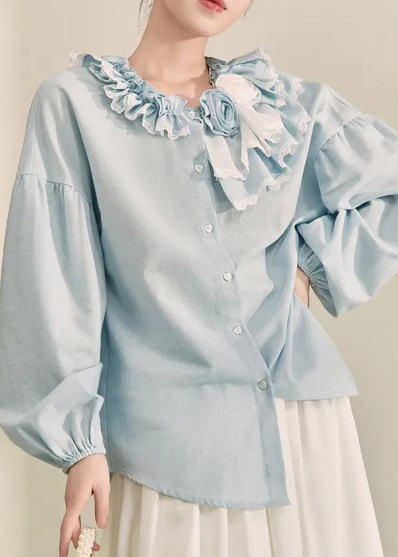 Well Tailored Top with a Graceful Silhouette