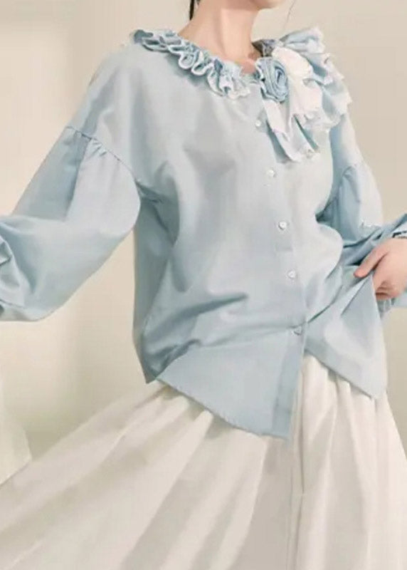Well Tailored Top with a Graceful Silhouette