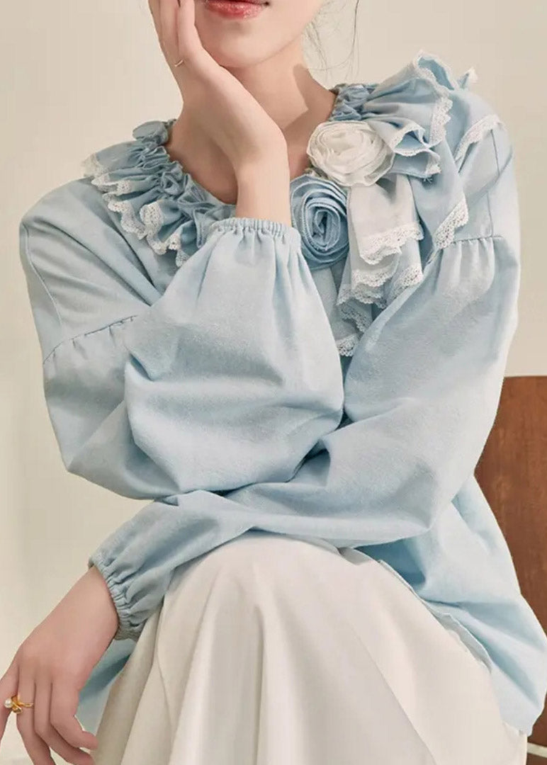 Well Tailored Top with a Graceful Silhouette