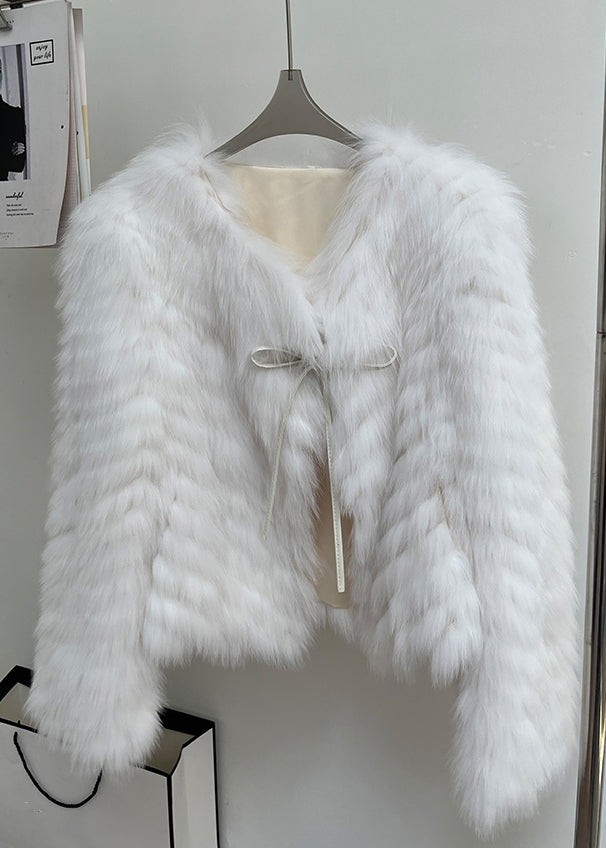 Well Tailored Coat with a Graceful Silhouette