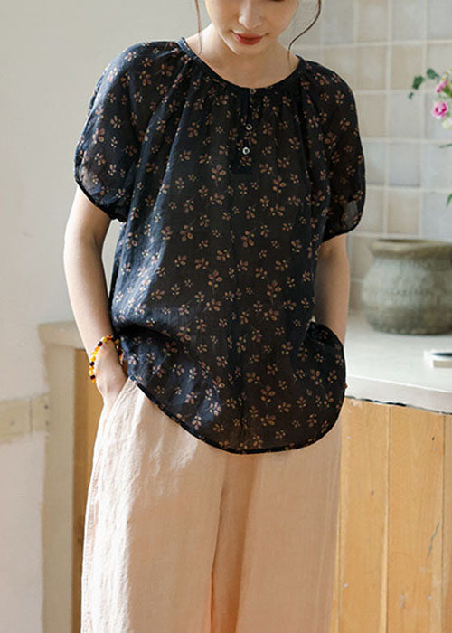 Classic Vintage Shirt with a Flattering Fit