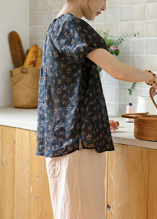 Classic Vintage Shirt with a Flattering Fit