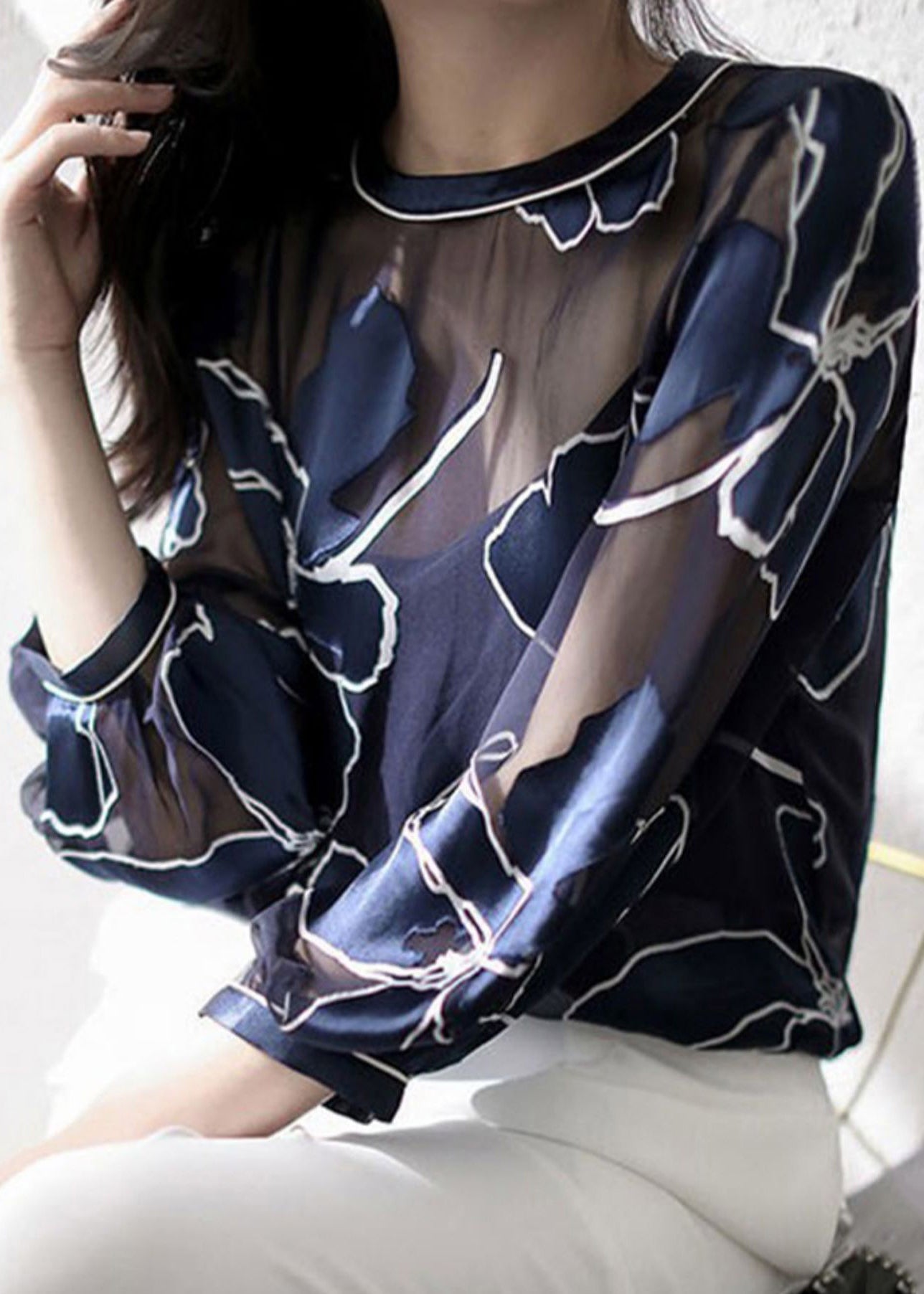Beautifully Finished Blouse in a Timeless Design
