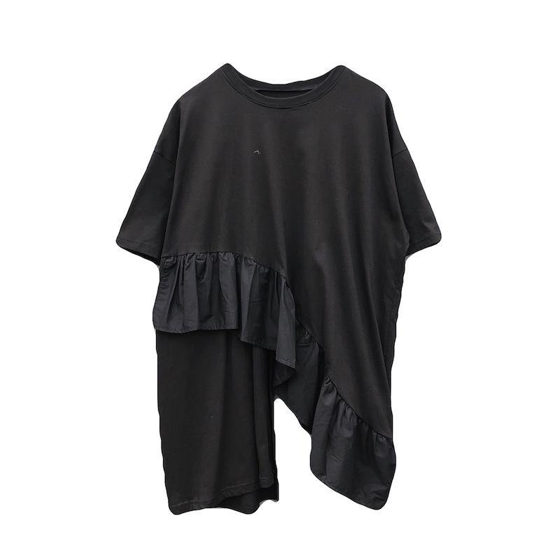 Well Tailored Blouse with a Graceful Silhouette