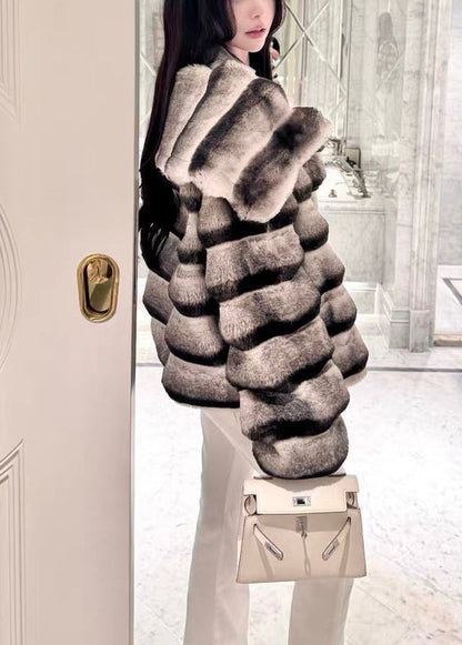 Beautifully Finished Coat in a Timeless Design