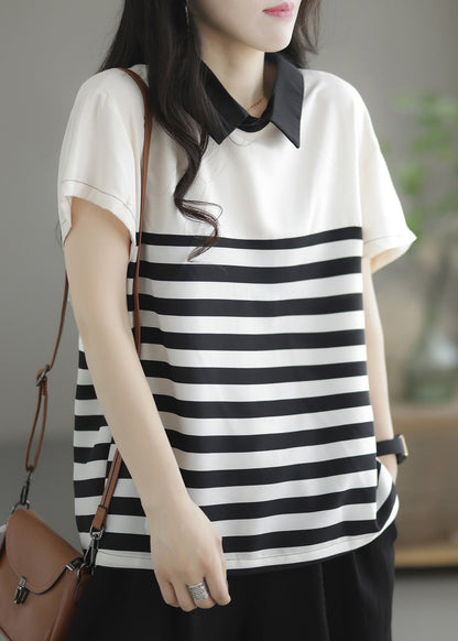 Effortlessly Elegant Top with a Timeless Design