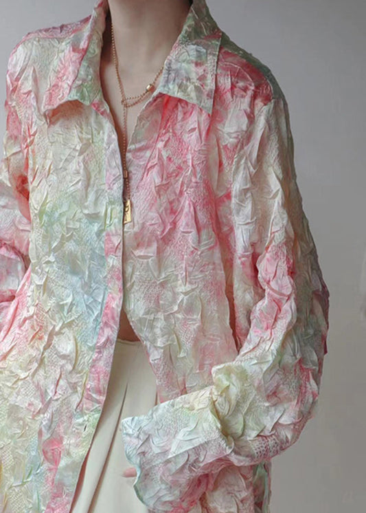 Classic Vintage Shirt with a Flattering Fit
