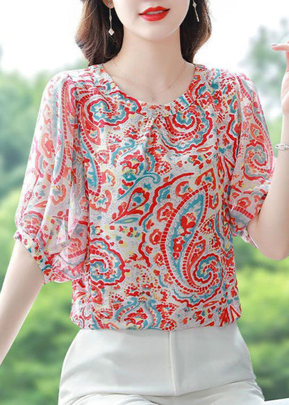 A Vintage Style Top with Delicate Timeless Details
