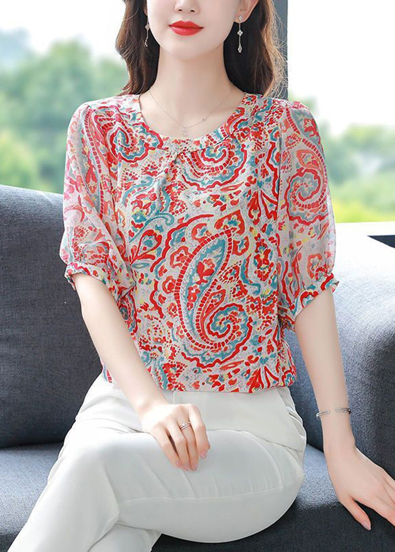 A Vintage Style Top with Delicate Timeless Details