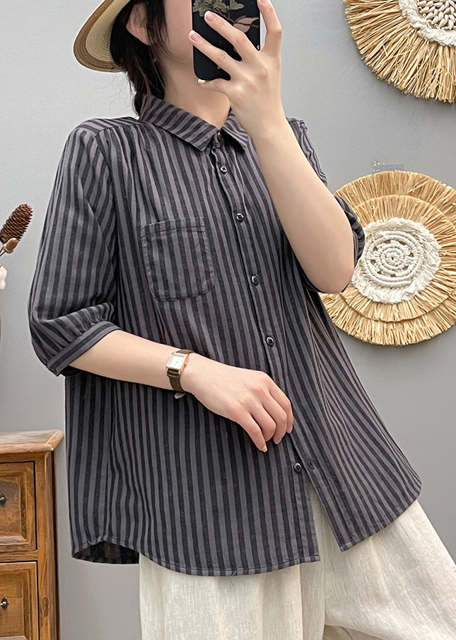 Effortlessly Elegant Blouse with a Timeless Design