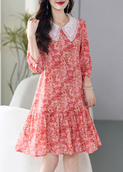 Well Tailored Dress with a Graceful Silhouette