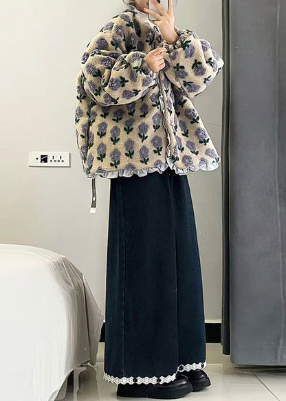 Well Tailored Pants with a Graceful Silhouette