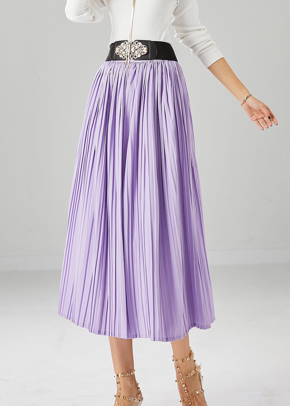 Gracefully Styled Garment for Any Occasion
