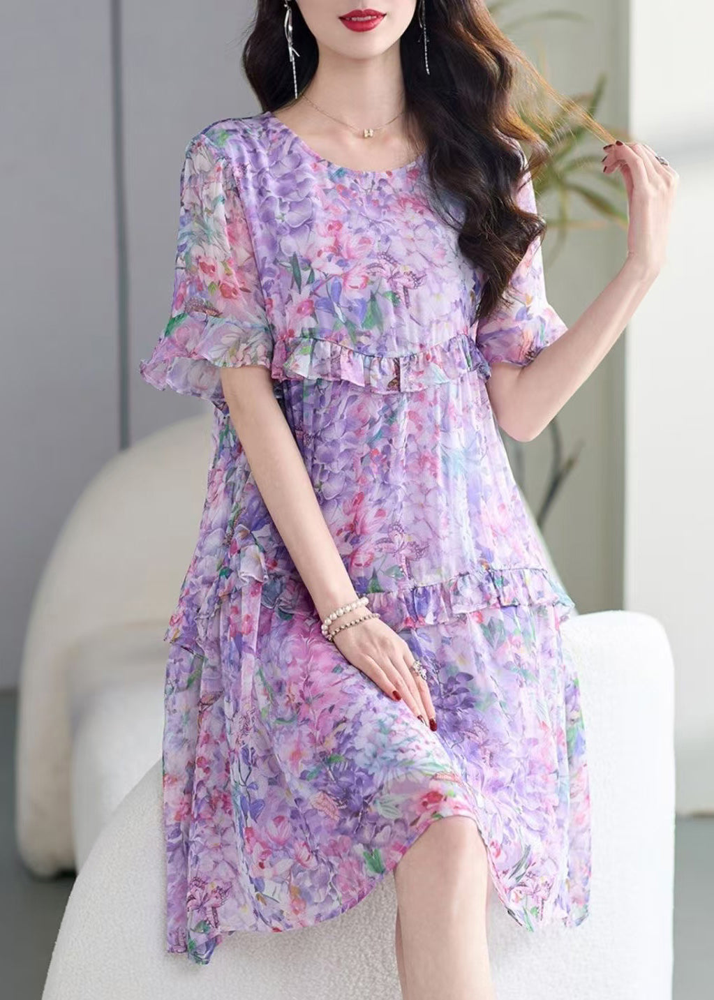 Classic Vintage Dress with a Flattering Fit