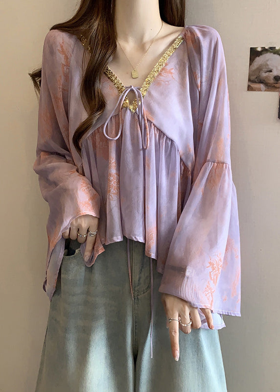 Effortlessly Elegant Top with a Timeless Design