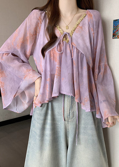 Effortlessly Elegant Top with a Timeless Design