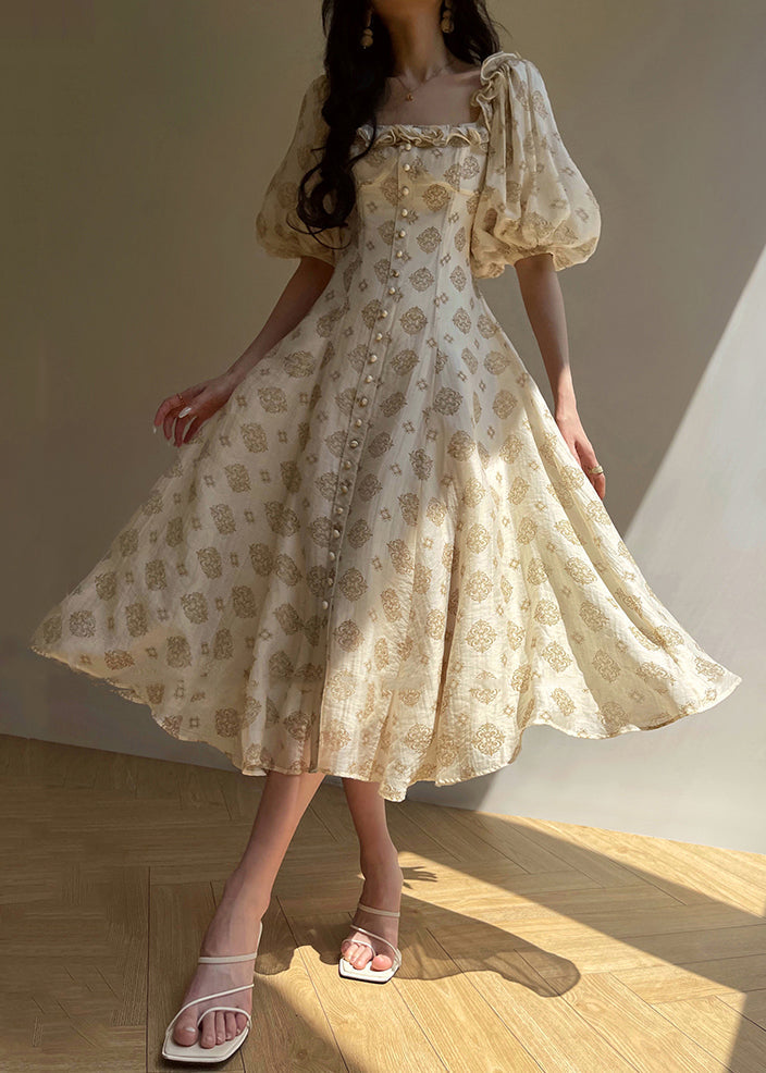 Beautifully Finished Dress in a Timeless Design