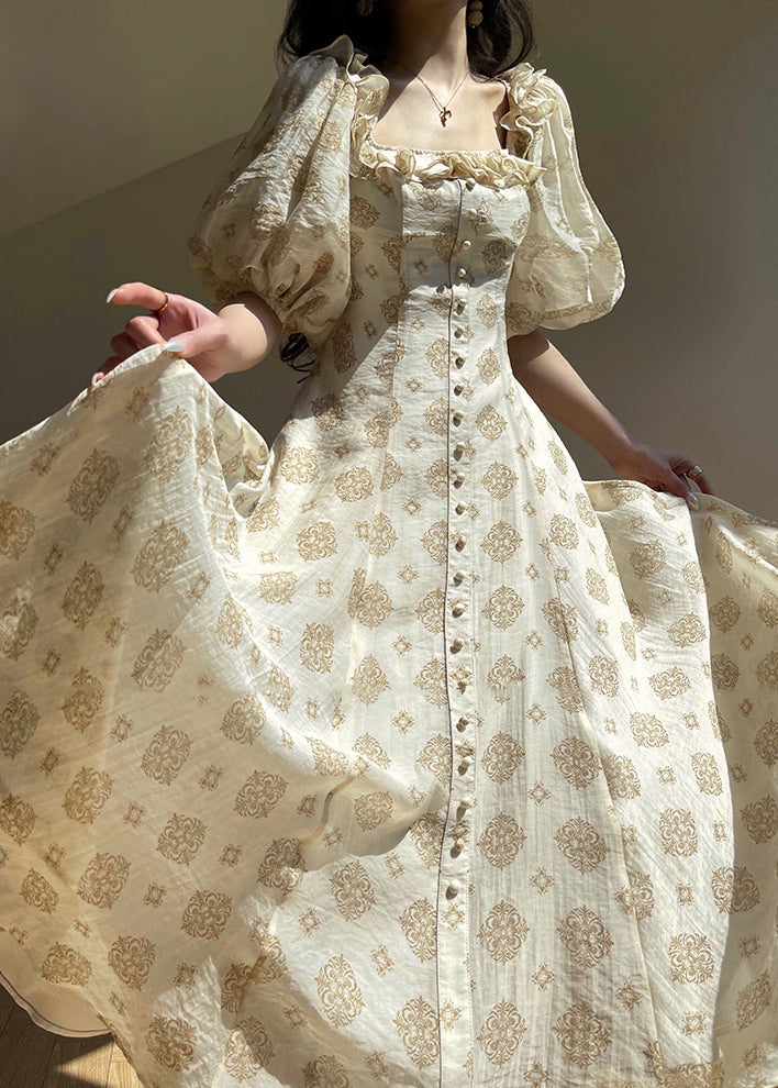 Beautifully Finished Dress in a Timeless Design