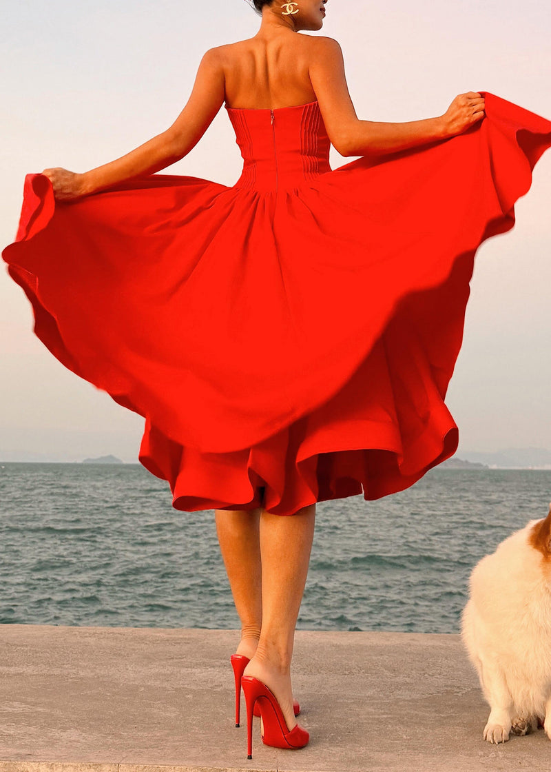 Classic Vintage Dress with a Flattering Fit