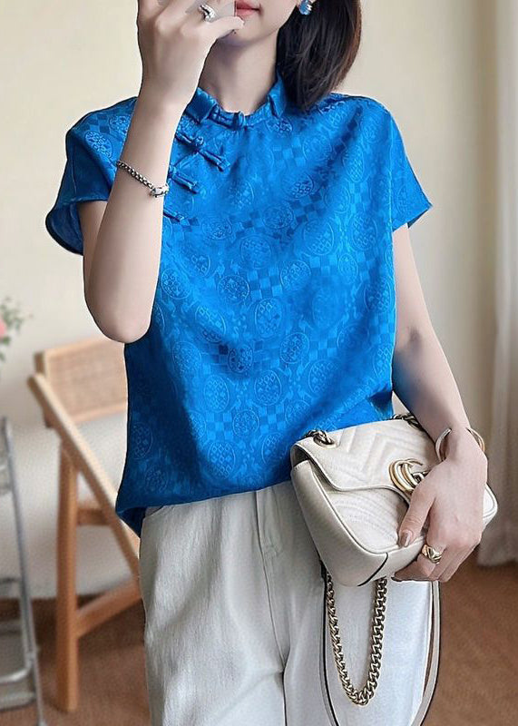 Effortlessly Elegant Shirt with a Timeless Design