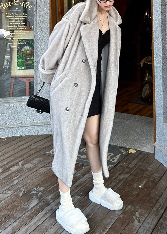 Classic Vintage & Enduringly Stylish Coat