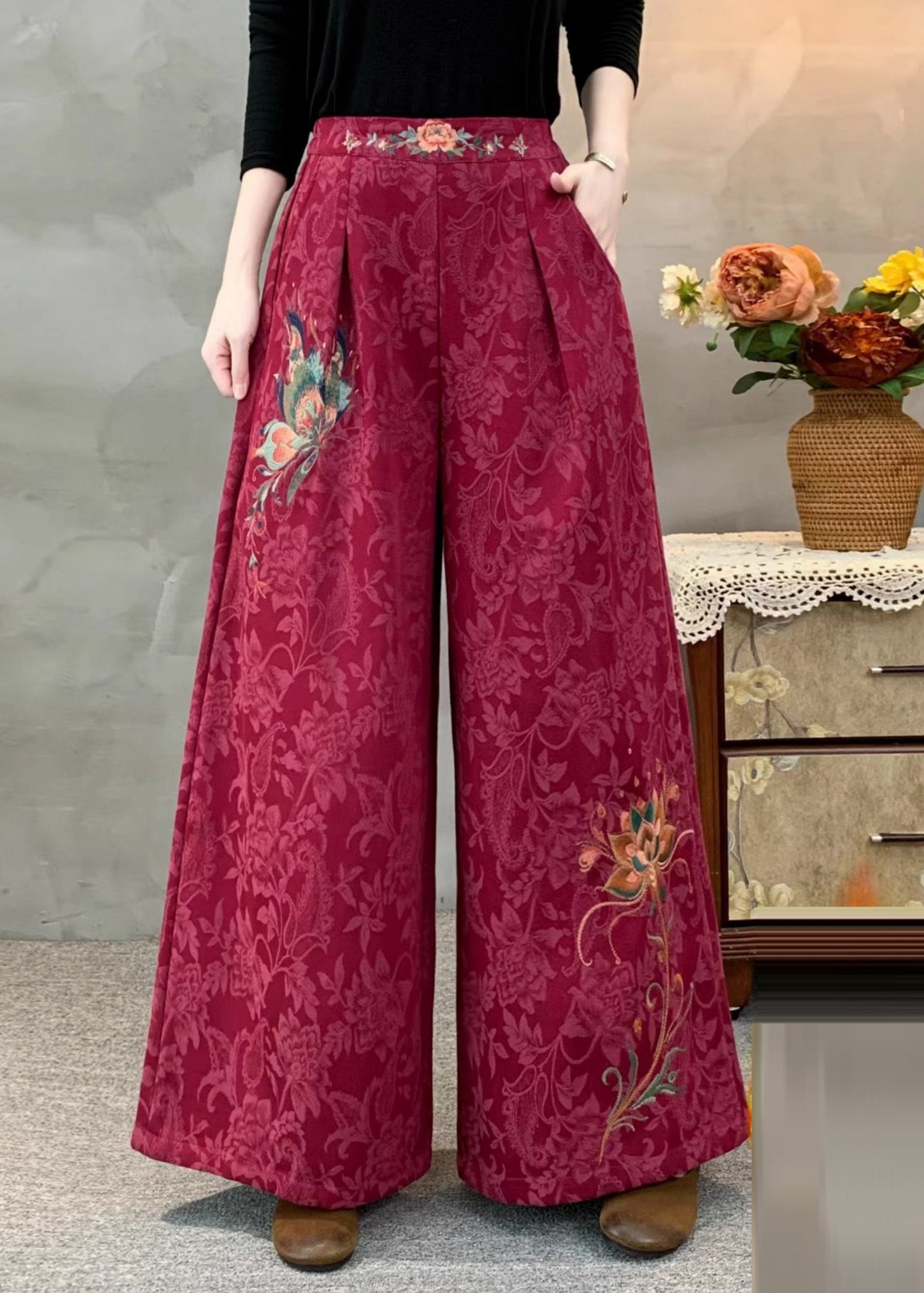 Sophisticated Pants with a Clean Classic Look