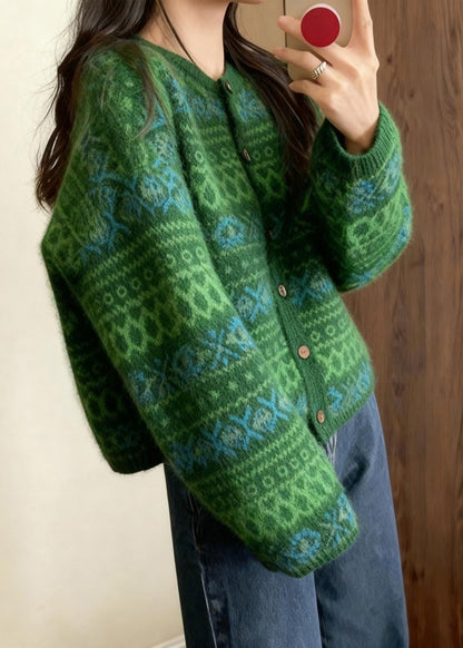 Beautifully Finished Cardigan in a Timeless Design