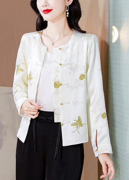 A Vintage Style Coat with Delicate Timeless Details