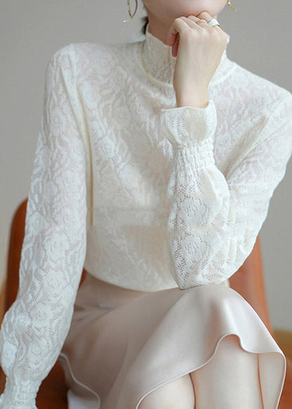 Effortlessly Elegant Sweater with a Timeless Design
