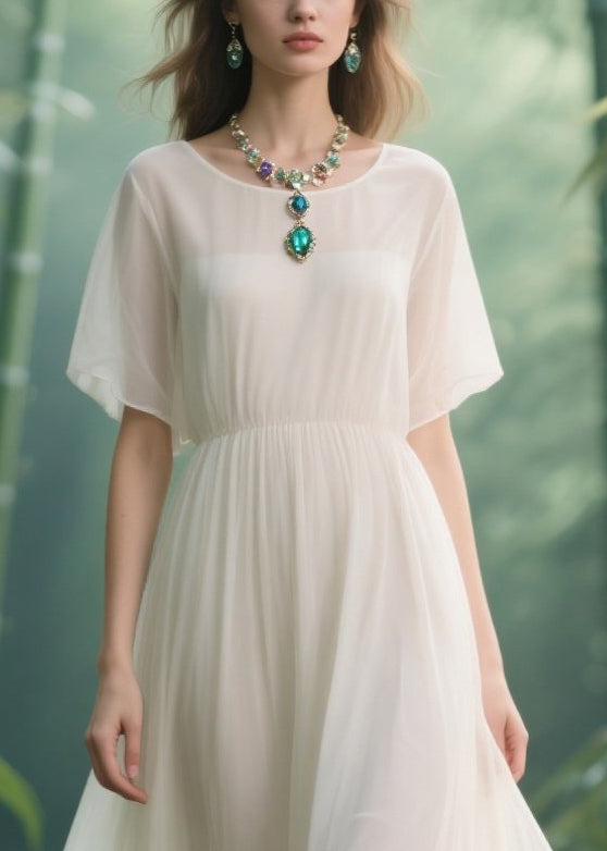 Polished Dress with an Effortless Classic Look