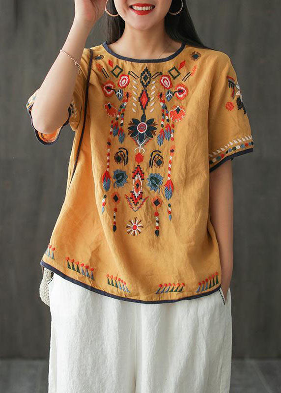 Effortlessly Elegant Shirt with a Timeless Design