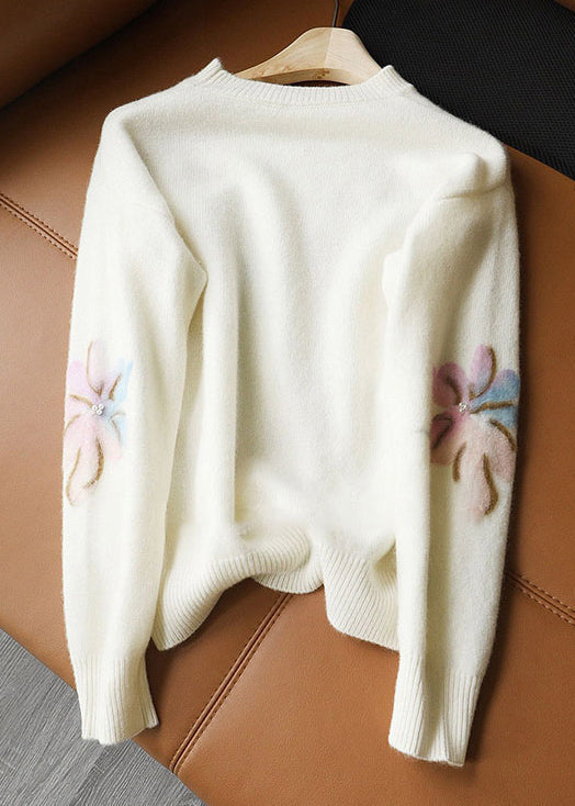 Beautifully Finished Sweater in a Timeless Design