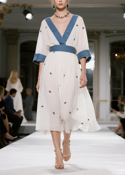 Classic Vintage Dress with a Flattering Fit