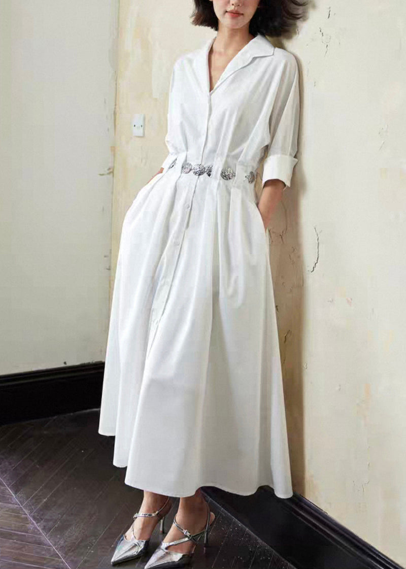 Well Tailored Dress with a Graceful Silhouette