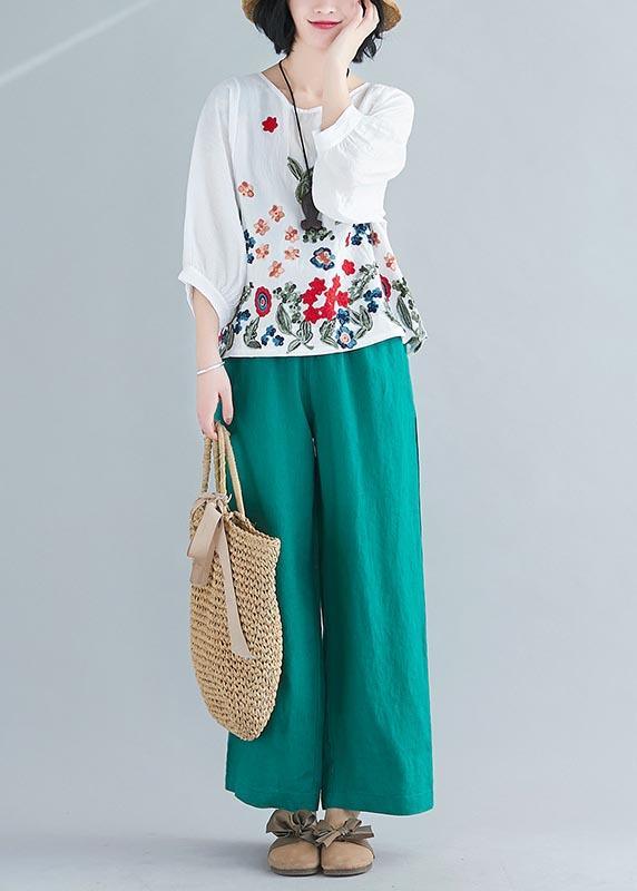 Well Tailored Top with a Graceful Silhouette