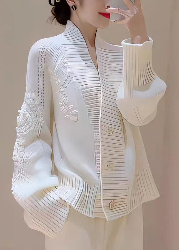 Effortlessly Elegant Cardigan with a Timeless Design