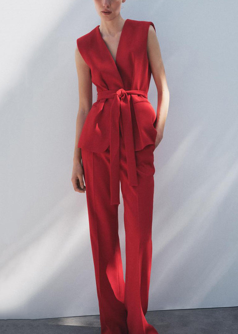 Effortlessly Elegant Pants with a Timeless Design