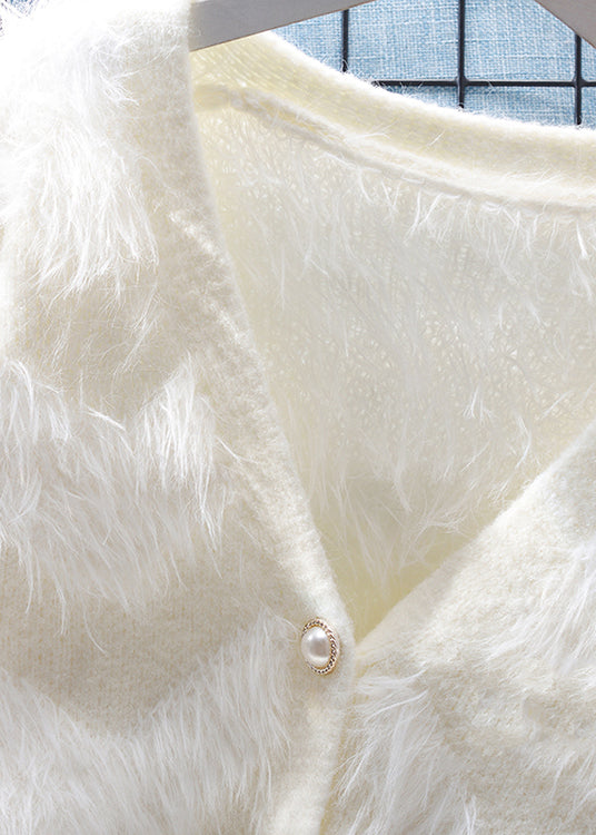 Beautifully Finished Cardigan in a Timeless Design