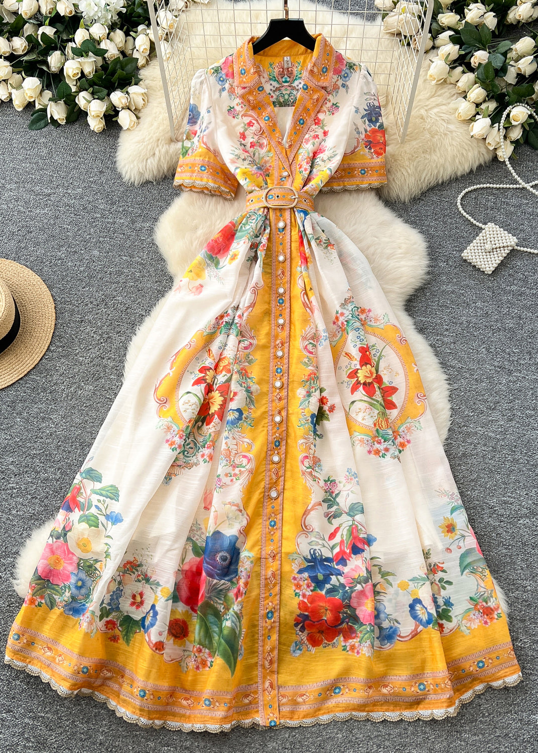 Beautifully Finished Dress in a Timeless Design