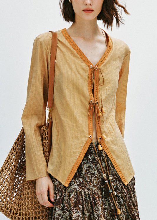 Effortlessly Elegant Shirt with a Timeless Design