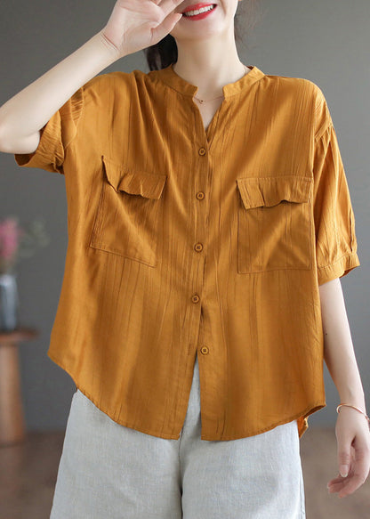 Classic Vintage Shirt with a Flattering Fit
