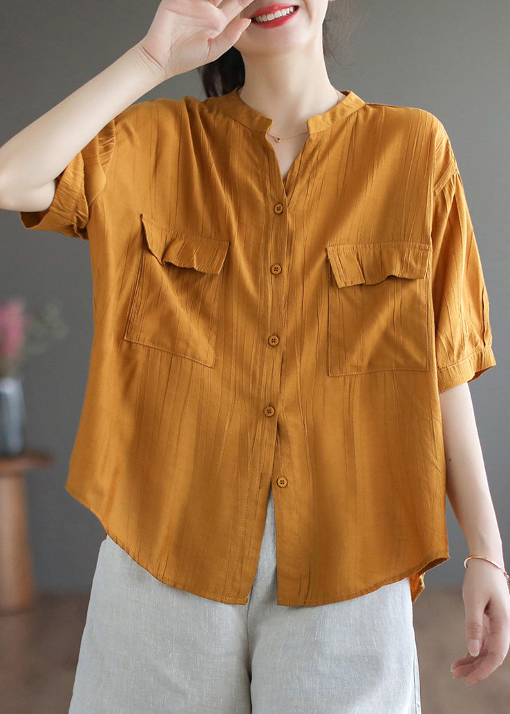 Classic Vintage Shirt with a Flattering Fit