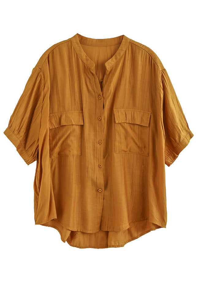 Classic Vintage Shirt with a Flattering Fit