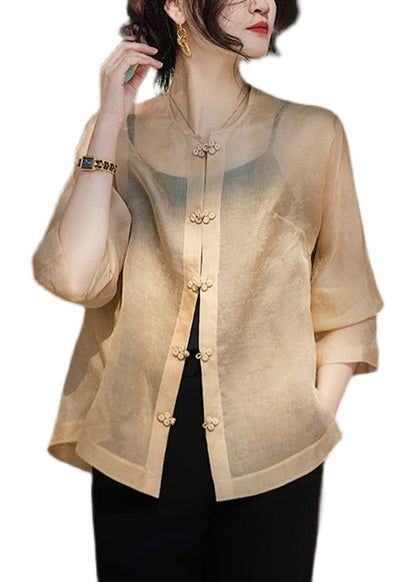 Effortlessly Elegant Coat with a Timeless Design