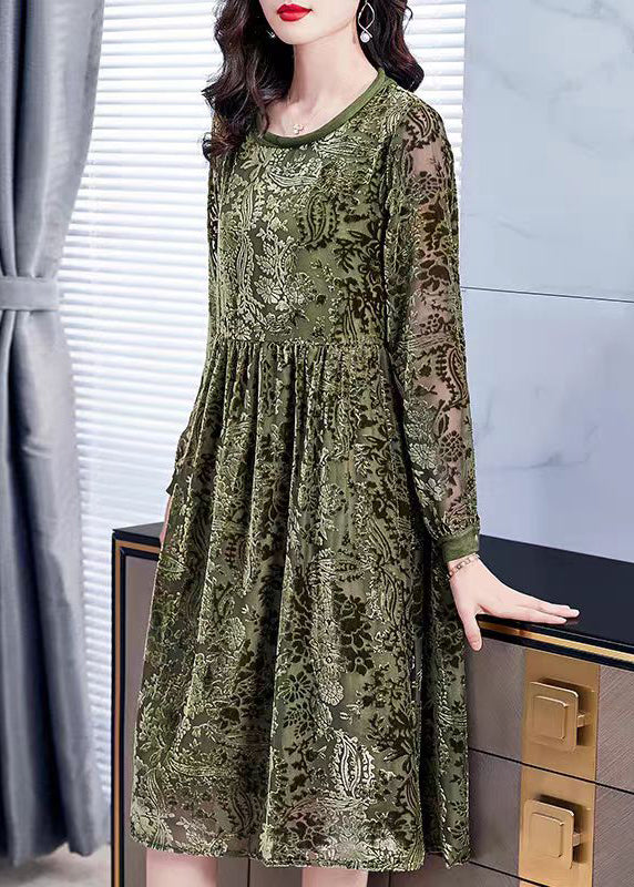 A Vintage Style Dress with Delicate Timeless Details